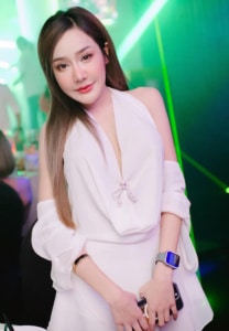 น้องอิ้ง-พริตตี้สาวเก๋