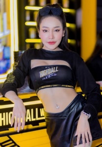 น้องอิ้ง-พริตตี้แซ่บ