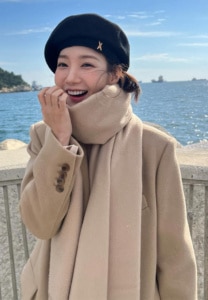 พัก-มิน-ย็อง เที่ยว