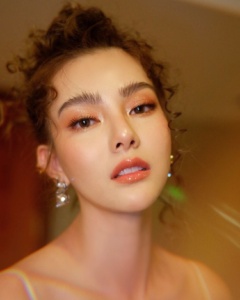 Due Arisara (64)